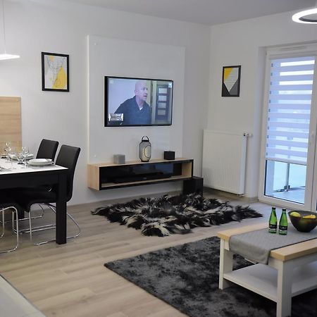 Apartamenty Platan Opieszyn 2 Września Exteriör bild